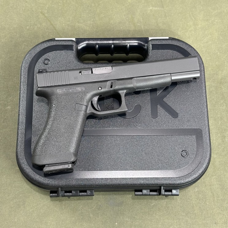 Glock 17L Gen 1 9mm Glock 17L Gen 1 9mm